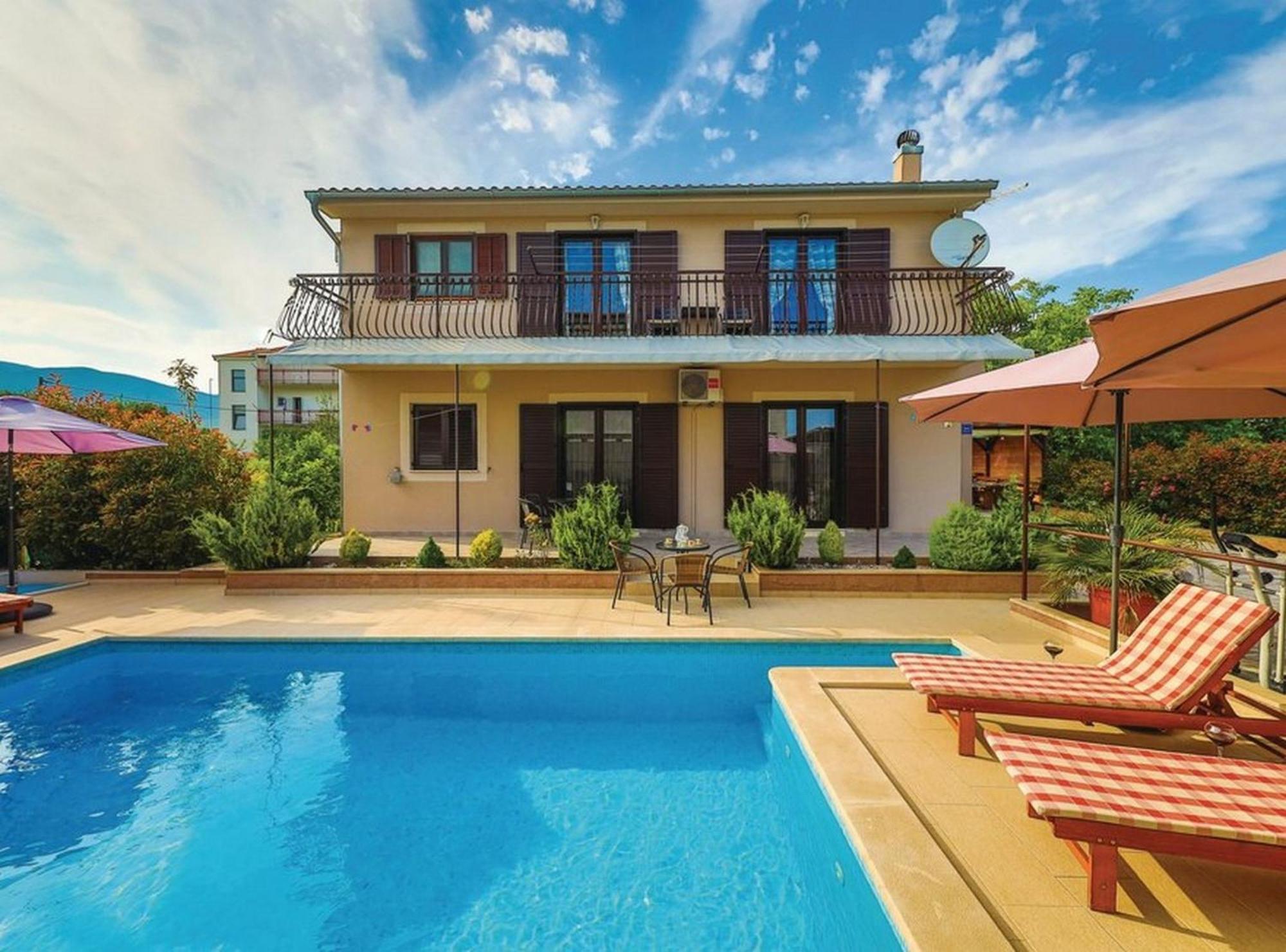 Mediterranean Stylish Villa With Pool In Kastel Stari คาชเตลา ภายนอก รูปภาพ