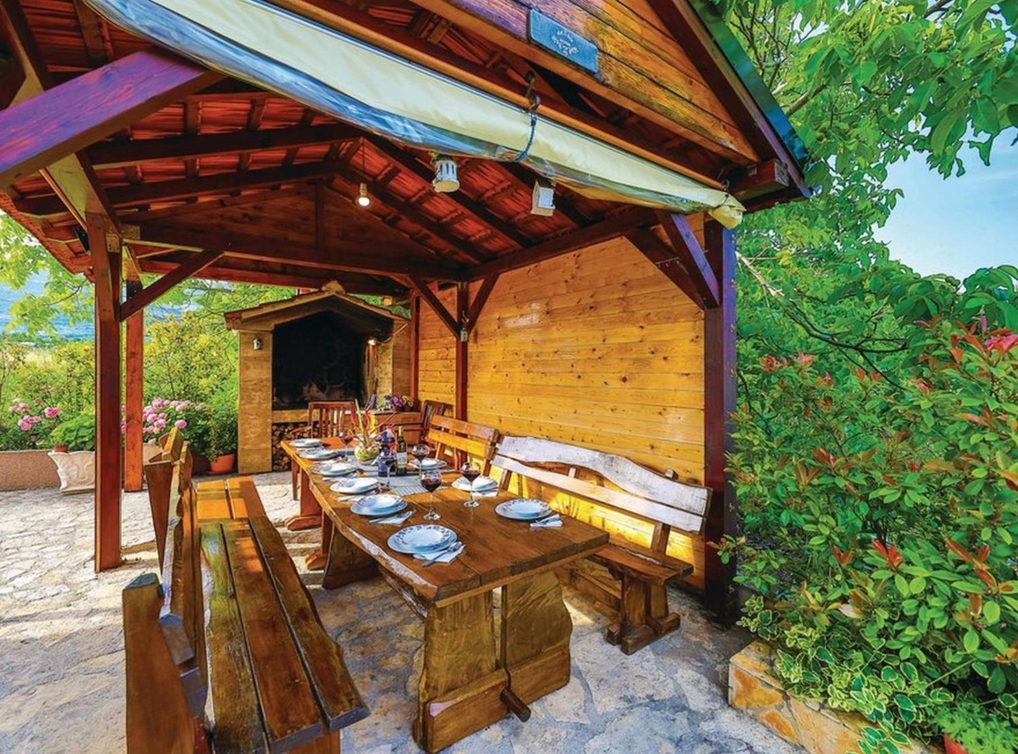 Mediterranean Stylish Villa With Pool In Kastel Stari คาชเตลา ภายนอก รูปภาพ