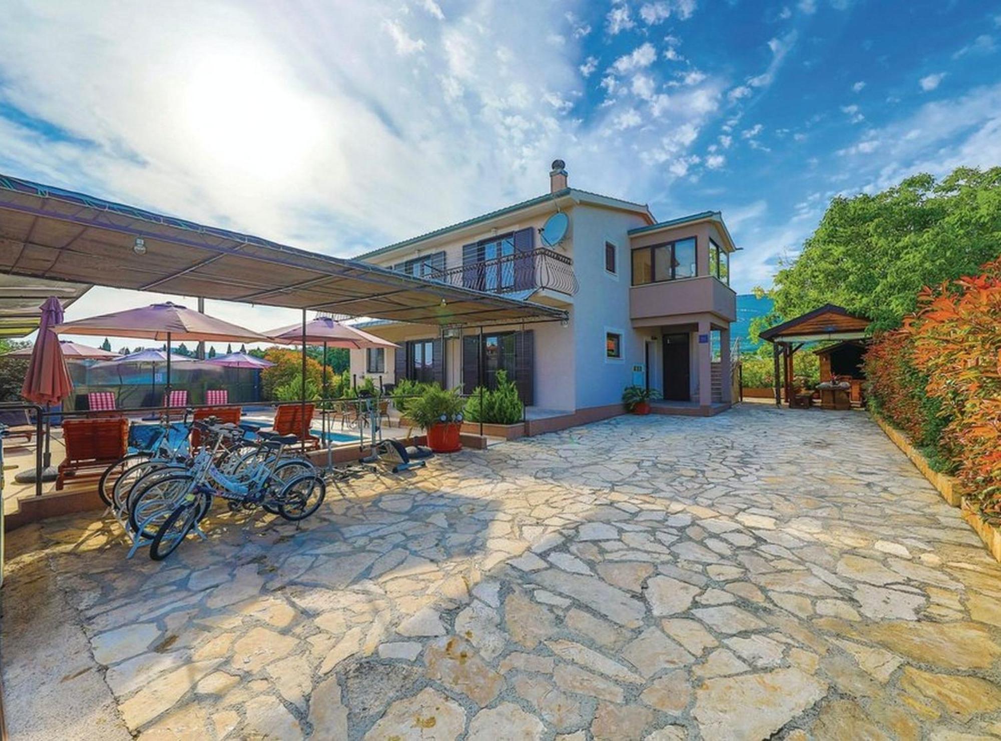 Mediterranean Stylish Villa With Pool In Kastel Stari คาชเตลา ภายนอก รูปภาพ